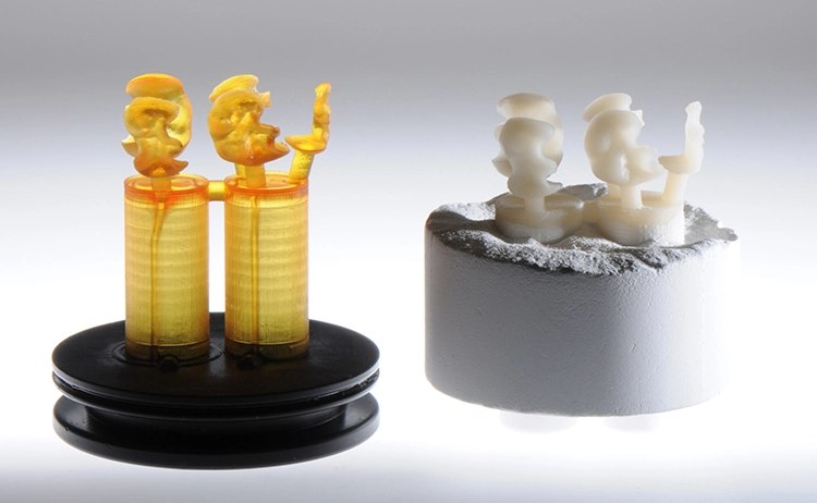 Abb. 13: Nach dem 3D-Druckprozess erfolgte das Reinigen und Härten der Bauteile sowie das Einbetten in der trixpress™-Muffel.