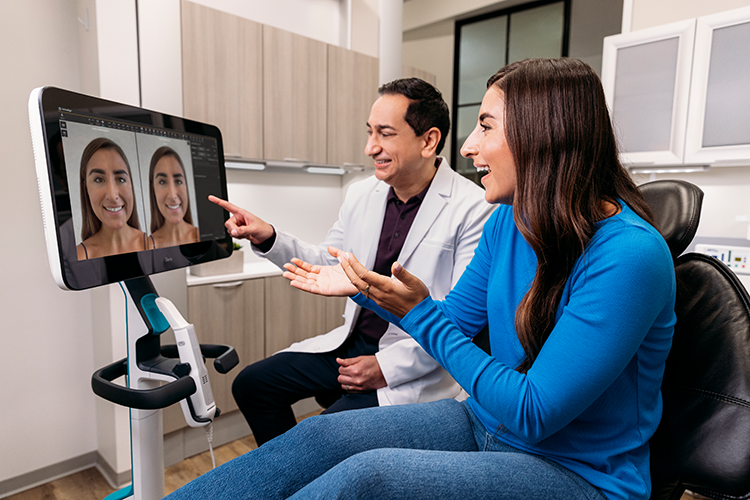Intraoralscanner wie der iTero™ Element Scanner generieren 3D-Visualisierungen, die für die Behandlungsplanung und restaurative Verfahren verwendet werden können.