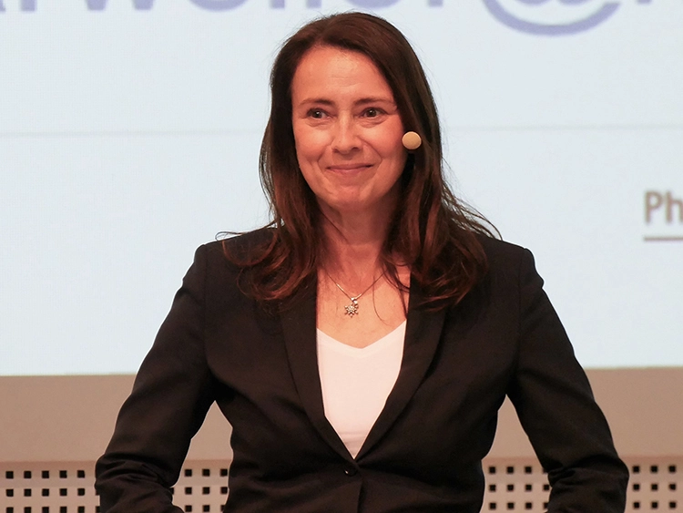 Prof. Nicole Arweiler.