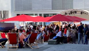 Entspannte Atmosphäre auf der 50. ADT Jahresversammlung, K3N-Stadhalle Nürtingen.