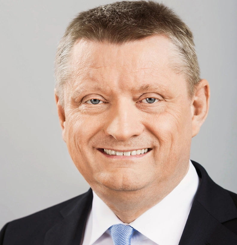 Hermann Gröhe ist seit 17. Dezember 2013 Bundesminister für Gesundheit und sieht die Digitalisierung als eine gesellschaftliche Aufgabe.