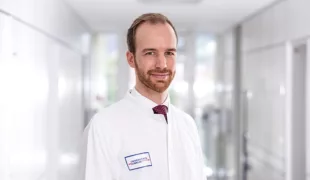 Prof. Dr. Benedikt Spies ist neuer Ärztlicher Direktor der Klinik für Zahnärztliche Prothetik am Universitätsklinikum Freiburg.