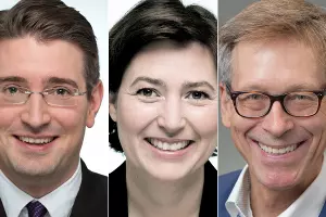 Die Leitlinienbeauftragten (v.l.): Prof. Moritz Kebschull, Prof. Bettina Dannewitz und Prof. Søren Jepsen.