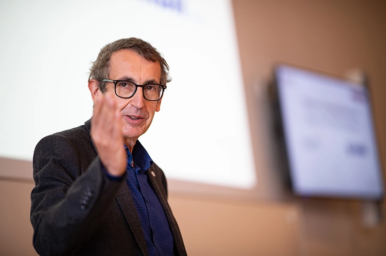 Abb. 15: Prof. Stefan Zimmer.
