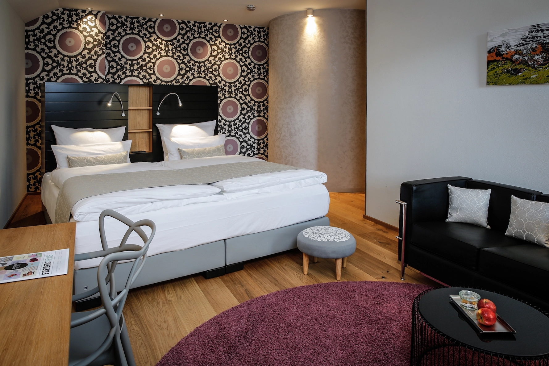 Die Doppelzimmer Komfort Plus sind sehr ansprechend und einladend eingerichtet.