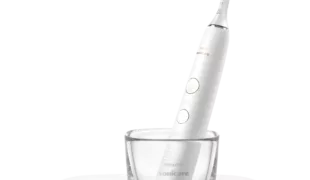 Die Sonicare DiamondClean 9000 überzeugt mit mehr Ausstattung und Komfort.