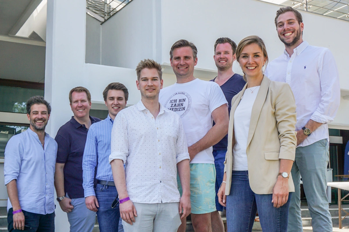 V.l.n.r.: Ingmar Dobberstein, Jan-Philipp-Schmidt, Finn-Lasse Vierow, Dr. Felix Roth, Dr. Art Timmermeister, Dr. Alexander Spilker, Marie-Christine Steegmann, Maximilian Voß.