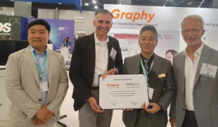 Yong-Min Jo (CBDO Scheu Group),  Markus Bappert (CEO Scheu Group), Sim Un Seob (CEO Graphy Inc.) und Christian Scheu.