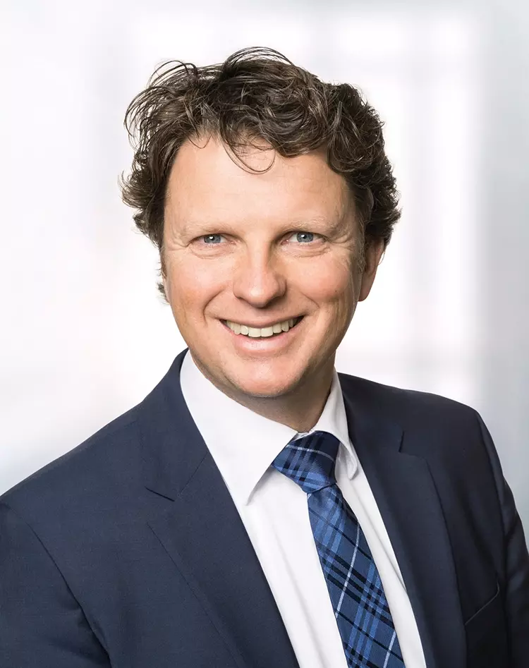 Arjan de Roy, Group Vice President, Essential Dental Solutions bei Dentsply Sirona.