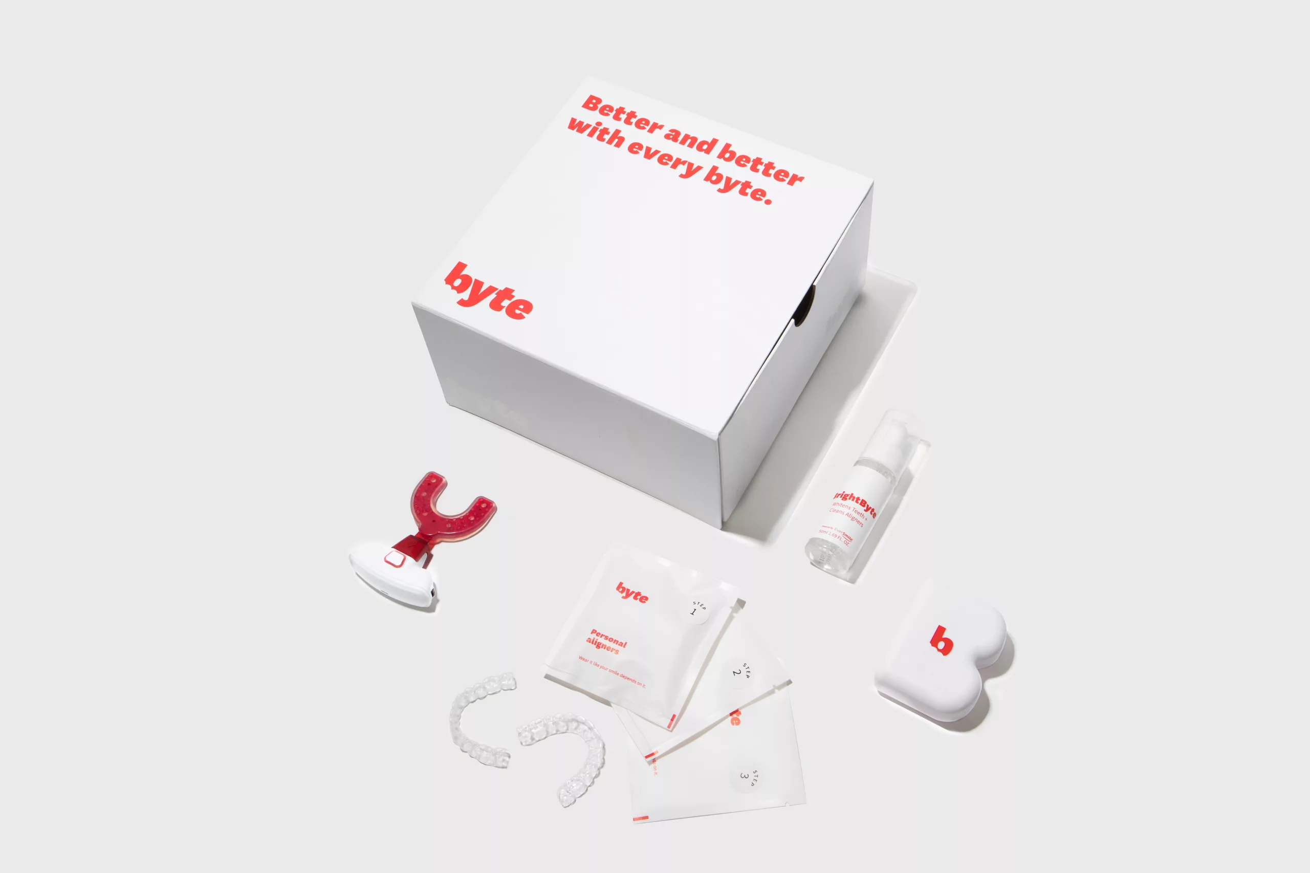 Byte bietet ein bequemes Clear Aligner System, das von einem Netzwerk von Zahnärzten und Kieferorthopäden unterstützt wird, die die Behandlungspläne zusammenstellen und begleiten.