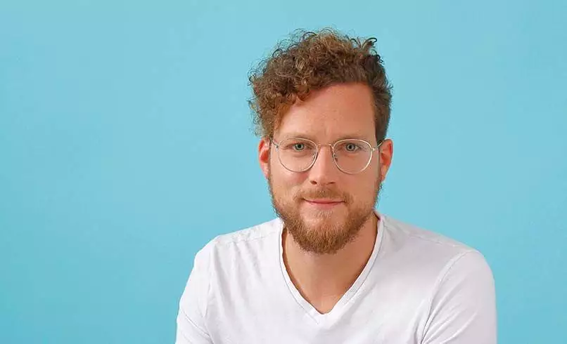 Carsten Janetzky von Zahnarzthelden.