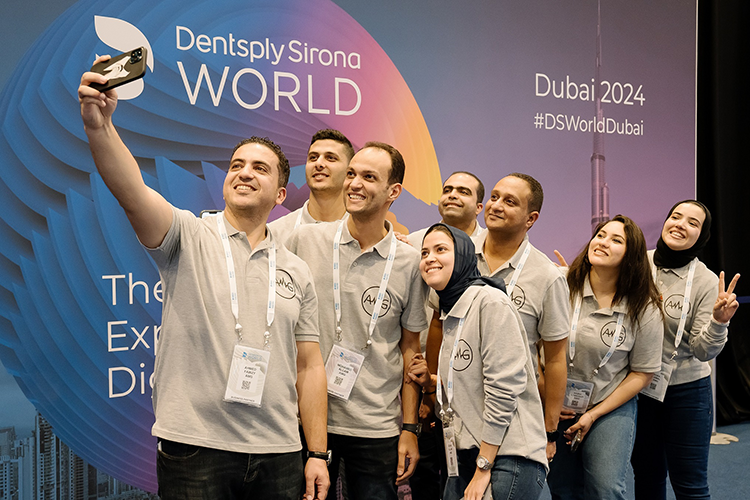 Netzwerken und direkter Austausch mit Kunden – dafür bot die Dentsply Sirona die perfekte Umgebung.