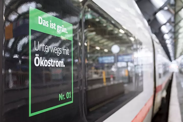 Das ITI präferiert CO2-sparendes Reisen.