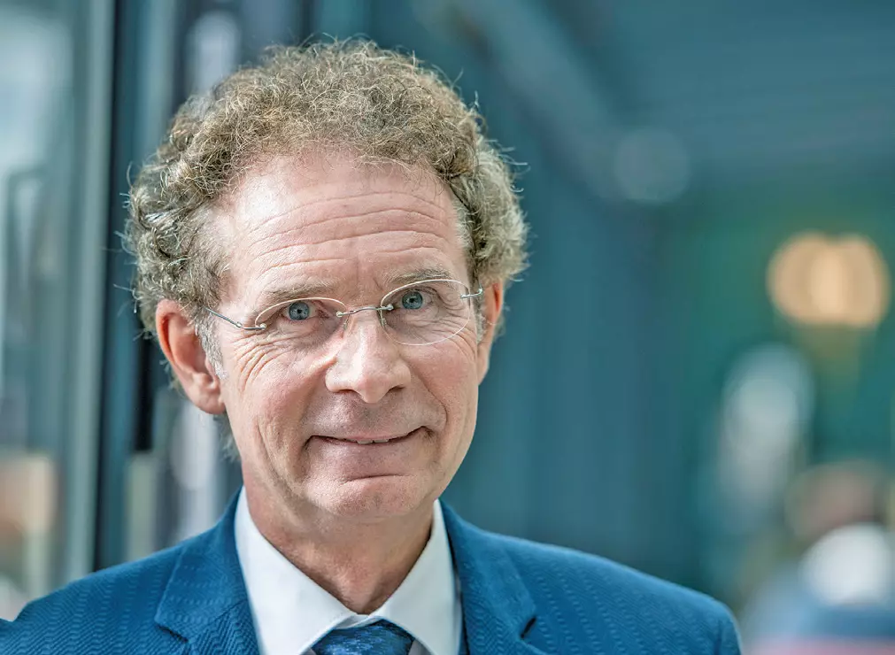 Der Präsident Prof. Dr. Dr. med. Knut A. Grötz