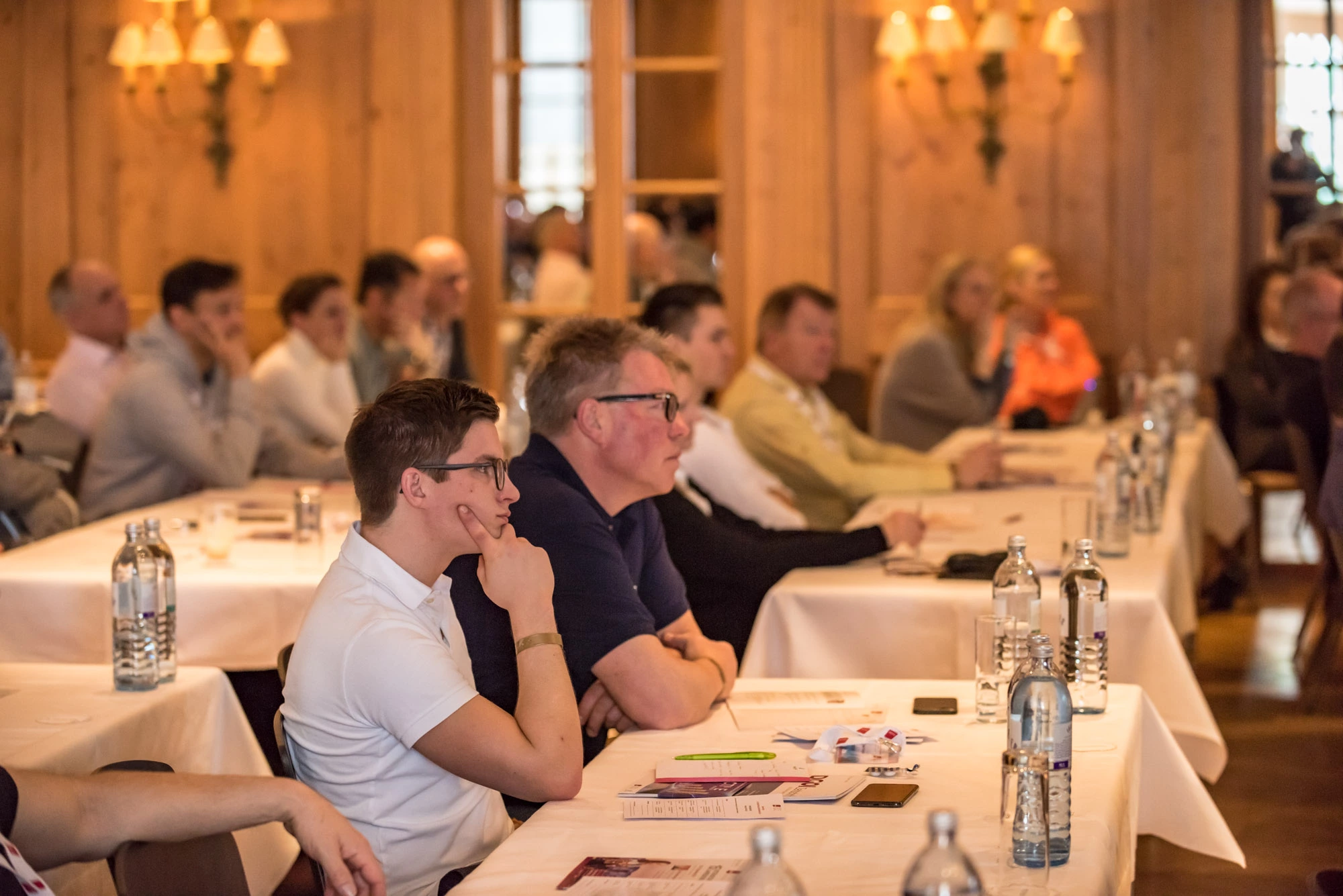 Weit mehr als 100 Teilnehmer informieren sich auf dem Wintersymposium der DGOI.