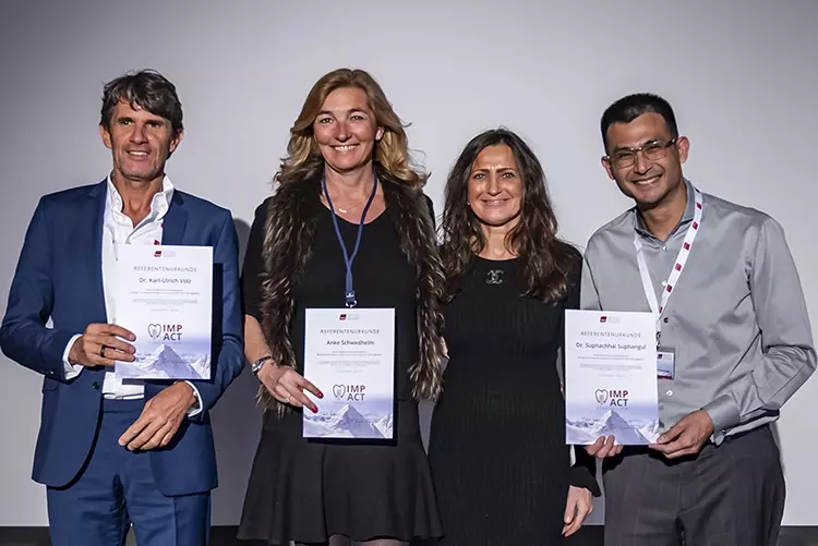 Der Einsatz von Keramikimplantaten, Lean Management und Sofortimplantation und -versorgung gehörten zu den Themen am Sonntag (v.l): Dr. Karl-Ulrich Volz, Kreuzlingen (Schweiz), Anke Schwedhelm, München; Moderatorin Dr. Henriette Lerner, erweiterter DGOI-Vorstand, und Dr. Suphachhai Suphangul, Bangkok (Thailand).