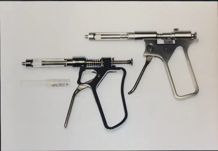 Abb. 1: ILA-Pistolenspritzen ohne Druckbegrenzung.