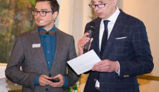 Referent Clemens Schwerin (links) und Moderator Carsten Müller beim Strategieforum 2017 in Hannover.
