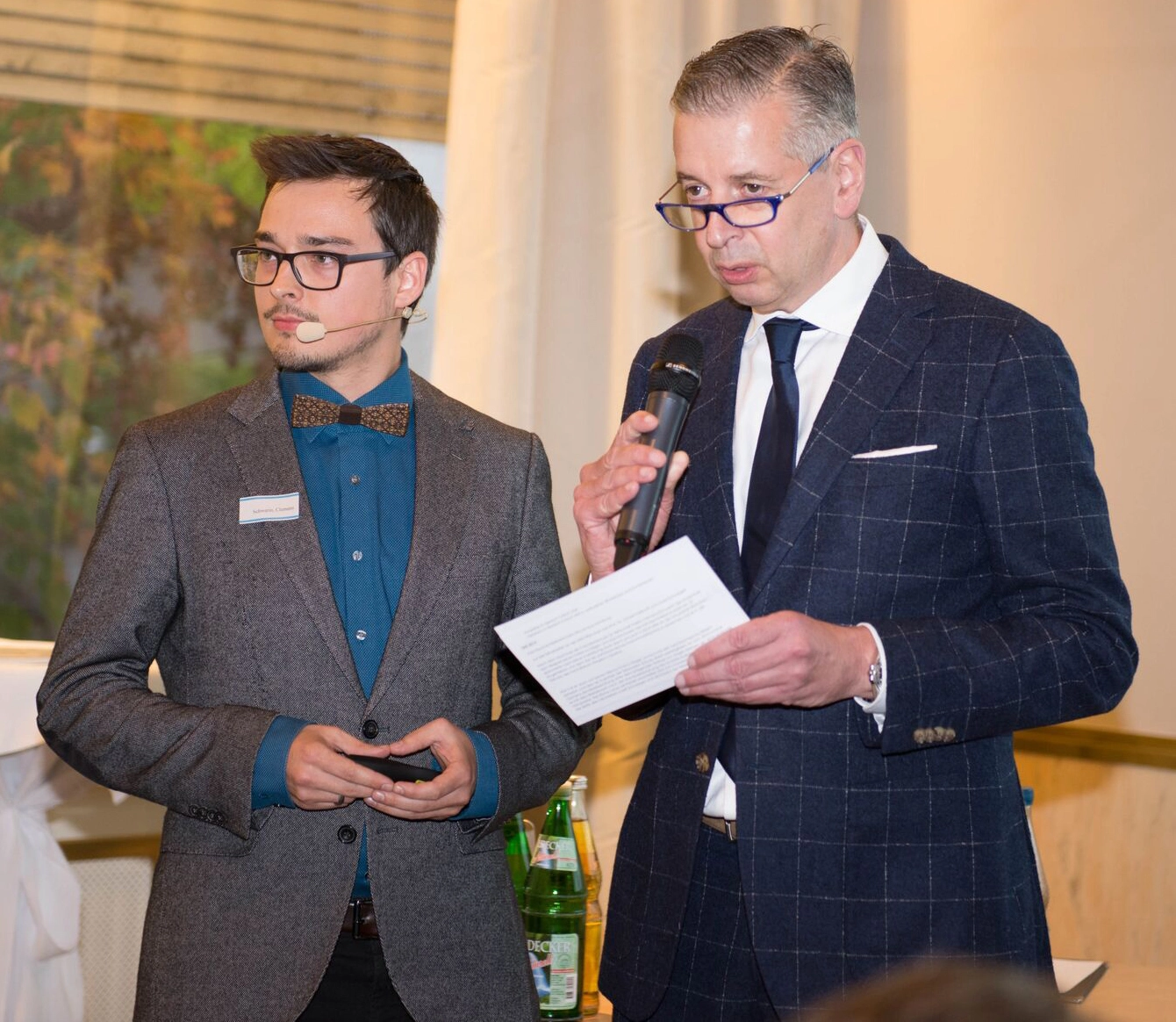 Referent Clemens Schwerin (links) und Moderator Carsten Müller beim Strategieforum 2017 in Hannover.