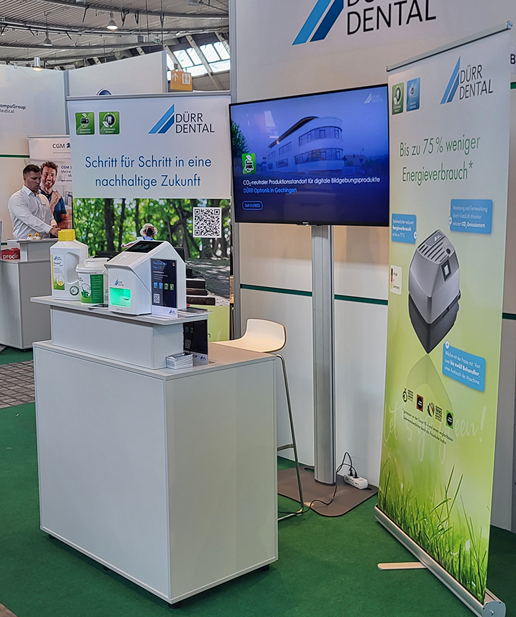 Nachhaltigen Hygiene-Produkte und ressourcenschonende Geräte präsentierte u.a. die Dürr Dental.