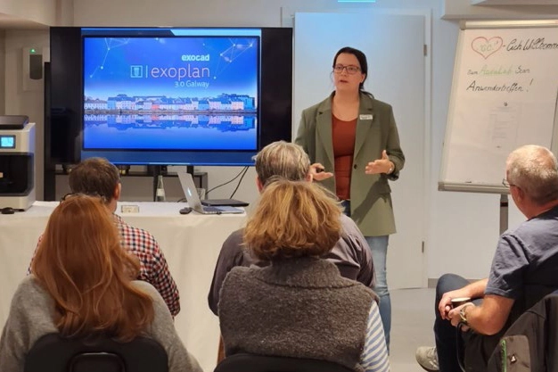 CAD-Spezialistin Elisabeth Apel (millhouse) gibt Einblicke in die Neuheiten der CAD-Software exocad (DentalCAD 3.1 Rijeka).