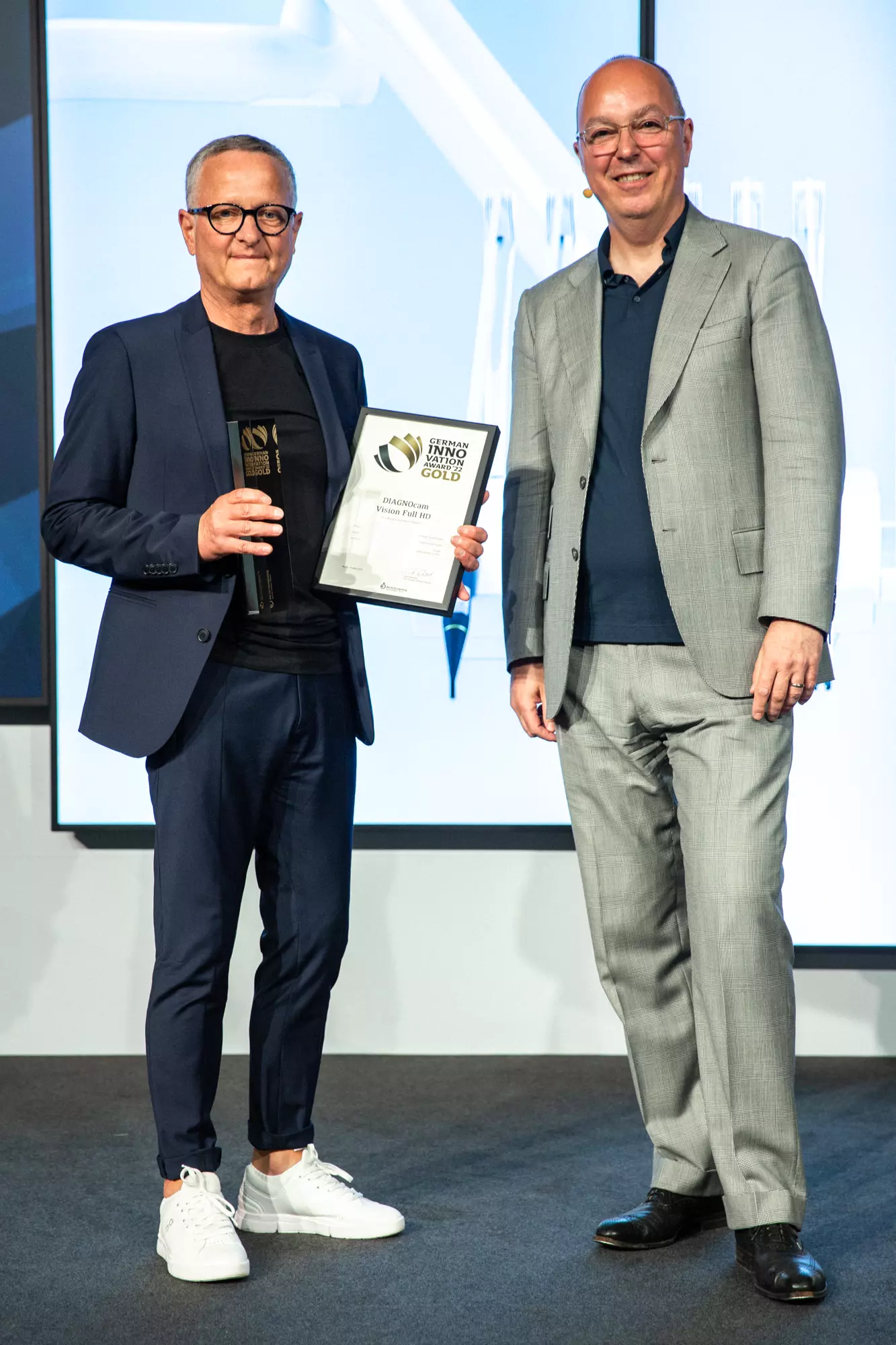 Edwin Fieseler, Marketing KaVo Dental (links), und Lutz Dietzold, der Geschäftsführer von Rat der Formgebung.