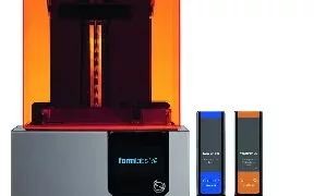 Der neue Formlabs Form 2 3D-Drucker.