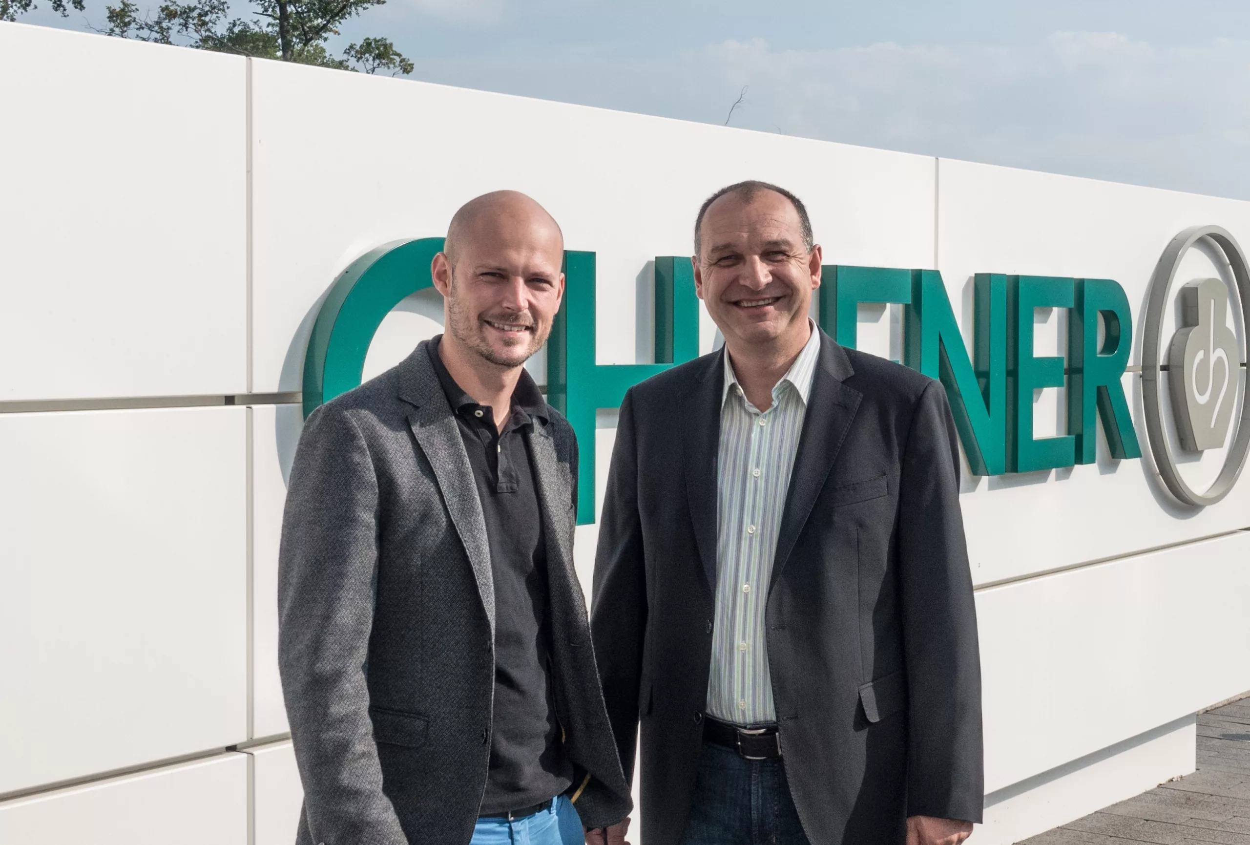 Daniel Klinger, Vertriebsleiter CADstar (l.) und Heiko Grusche, Vertriebsleiter C.HAFNER bei C.HAFNER in Wimsheim.
