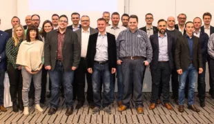 Die Labor- und ConnectDental-Spezialisten gehen auf die hohen Anforderungen der modernen Zahntechniker-Branche ein.