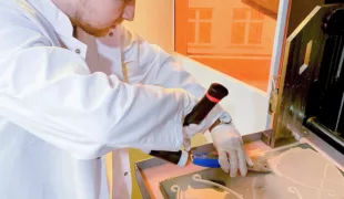 Die Herstellung mit dem 3D-Drucker.