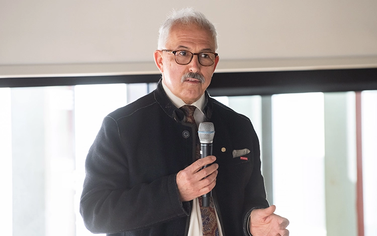 Horst-Dieter Deusser.,Vize-Präsident der Klaus-Kanter-Stiftung und Obermeister der ZTI - Rhein-Main.