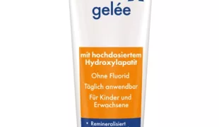 Karex gelée ist ein Gel zur Remineralisation von Zahnschmelz, Unterstützung der Kariesprophylaxe und Reduktion von Schmerzempfindlichkeiten.