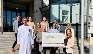 Das Team Werkstoffkunde der Poliklinik für zahnärztliche Prothetik an der LMU München.