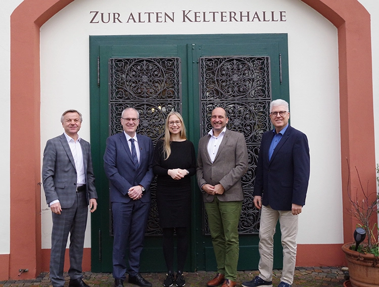 Das Leadership-Team 2022: Thomas Kreuzwieser, Dr. Georg Bach, Dr. Anne Bauersachs, Prof. Dr. Bilal Al-Nawas und Prof. Dr. Dr. Johannes Kleinheinz.