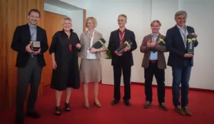 Einige Referenten (von links): Dr. Markus Simon, Dr. Brigitte Simon (Präsidentin der NEUEN GRUPPE), Gisela Waldherr, Dr. Gregor Heller, Dr. Thomas Seitner, Samir Korjenic.