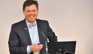 PD Dr. Gerhard M. Iglhaut. © Knipping