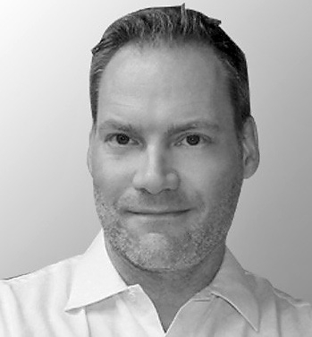 Dr. Dr. med. Nils Osgart aus Norderstedt.