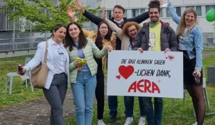 Die RKH-Klinikum Mitarbeiterinnen und Mitarbeiter freuen sich über die neuen Möglichkeiten zur Pausengestaltung.