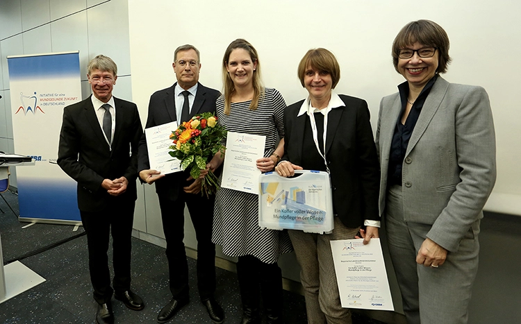 V.l.: Prof. Dr. Dietmar Oesterreich, Christian Berger, Nina Prell, Isolde M. Th. Kohl und Dr. Marianne Gräfin von Schmettow.