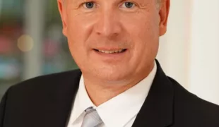 Prof. Dr. Dr. Peter Proff übernahm die Präsidentschaft der Deutschen Gesellschaft für Kieferorthopädie.