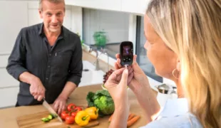 Diabetes erhöht Risiko für Parodontitis.