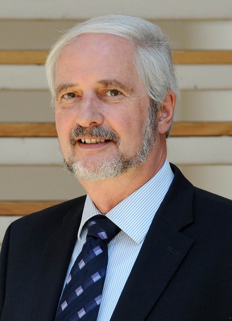 Für seine Arbeit am deutschlandweit einzigen Lehrstuhl für Behindertenorientierte Zahnmedizin wurde Prof. Dr. Andreas Schulte (UW/H) von der Zahnärztekammer geehrt.