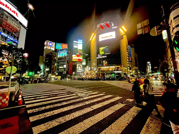 Meistfotografiert: die Shibuya Scramble Crossing.