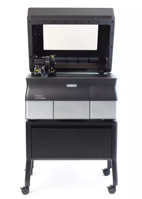 Der Objet30 Dental Prime zeichnet sich dank einer Druckauflösung von 16 µm durch das Erfassen präziser Details und durch hohe Geschwindigkeiten aus.