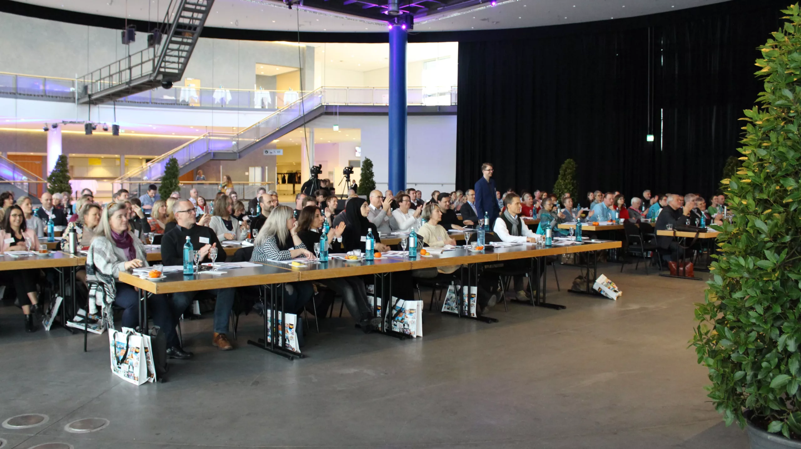 Gespannt verfolgten die Teilnehmer anlässlich des 19. hoT-Workshop den Ausführungen der Referenten.