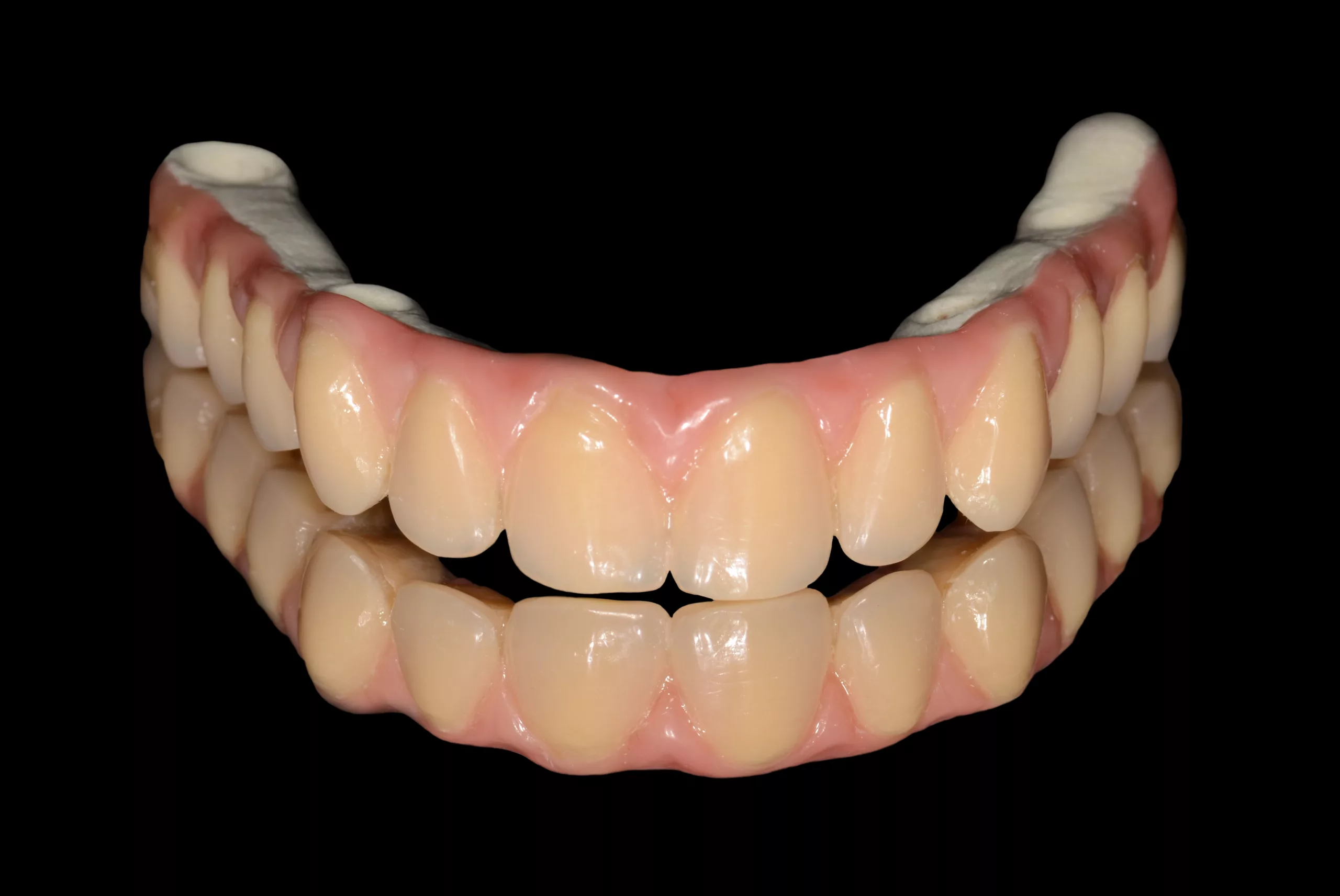 Das CAD/CAM-Material TRINIA wurde umfassend getestet und hat eine hohe Biokompatibilität.