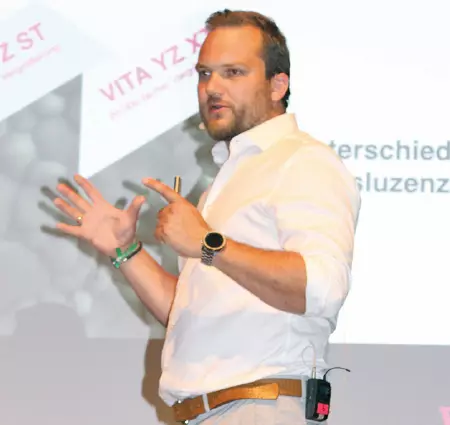 Abb. 3: Woher kommt eigentlich das dentale Zirkondioxid? Antworten gab ZT Benjamin Schick.