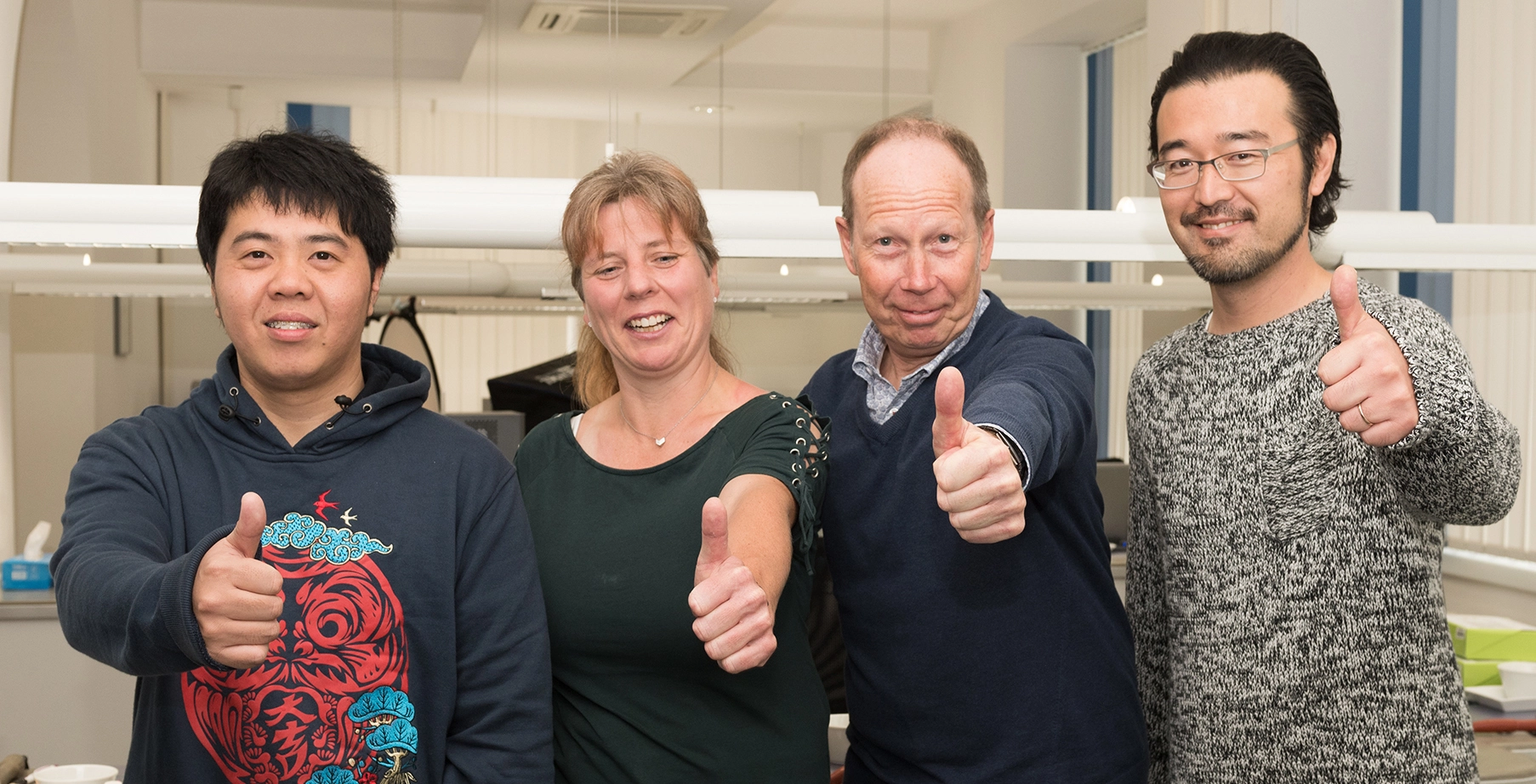 Die Gewinner des Larsen-Chu Awards 2017 kamen in den Genuss eines Patienten-Live-Workshops: Dank der intensiven Betreuung durch den Trainer ZTM Luc Rutten war der Lerneffekt hoch.