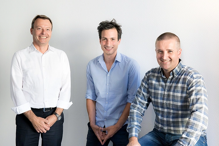Von Links: Markus Wild (CEO, Prospitalia), Angelo Cardinale (CEO, Wawibox) und Adam Conlon (CFO, Prospitalia).