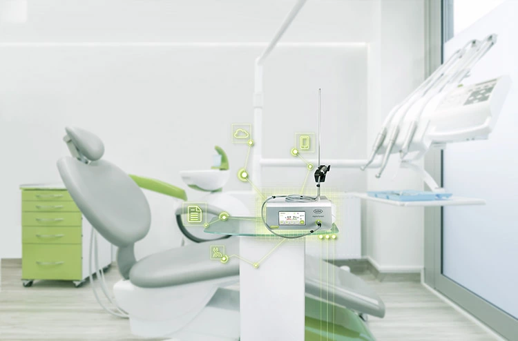 Mit Implantmed Plus und ioDent®-System begleitet W&H Praxen beim “Go Digital”.